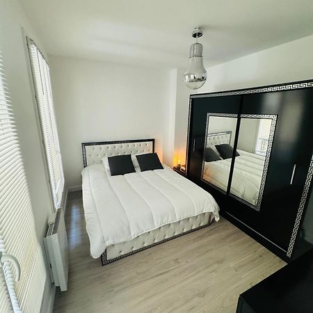 Charmante Appartement F2 Au Coeur De Paris 1Er Ngoại thất bức ảnh